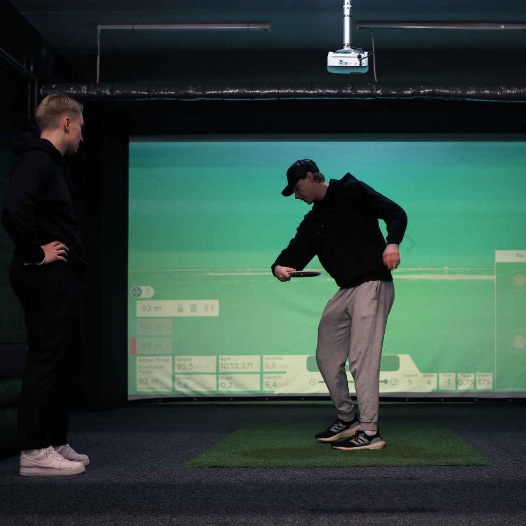 Miten rakentaa frisbeegolf sisätreenikeskus TechDiscin avulla!