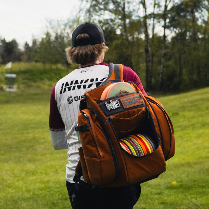 Mitä varusteita frisbeegolfin aloittamiseen tarvitaan?