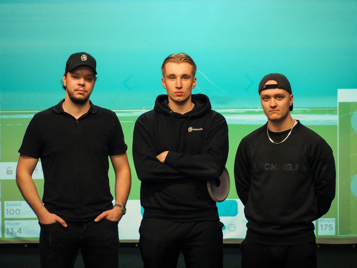 Young entrepreneurs struck gold when they started selling used disc golf discs online